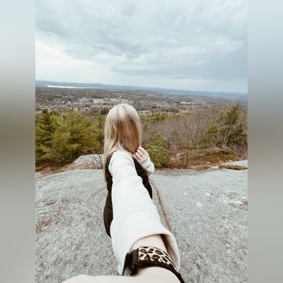 Meet your Posher, Hayley Jade - Picture 8 of 15